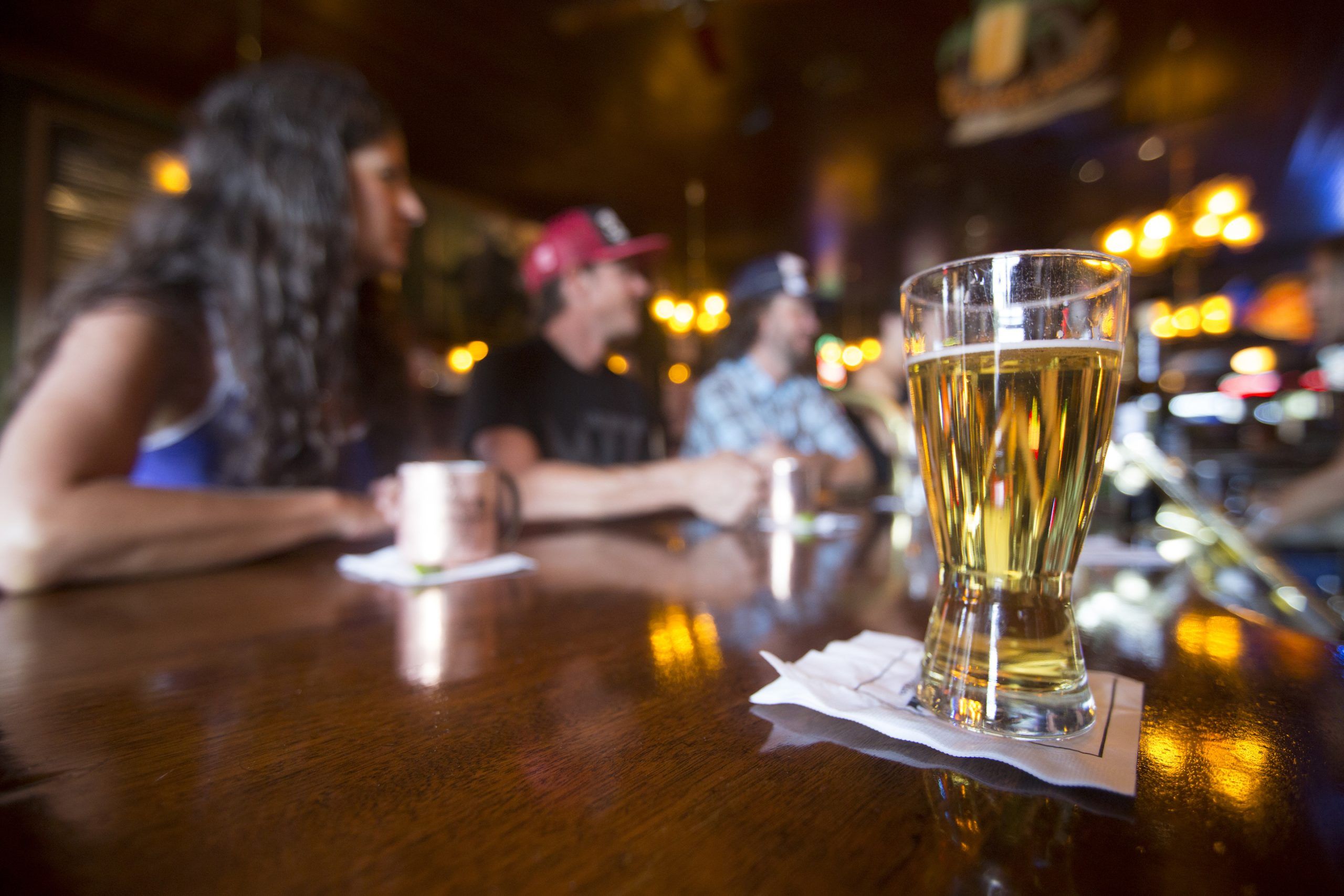 happy hour elk avenue 