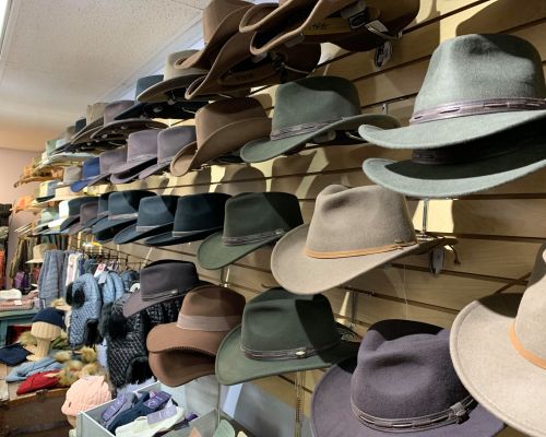 alley-hats-crested-butte