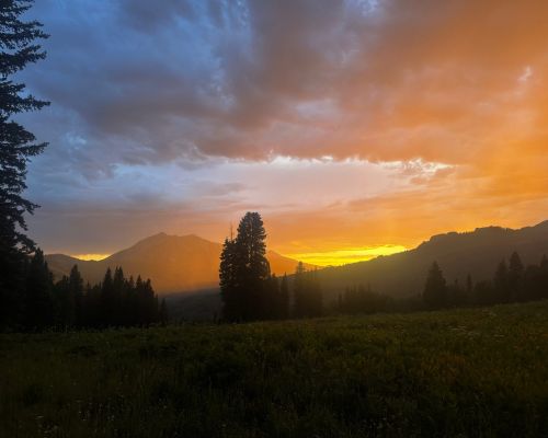 beckwith-mountains-crested-butte-adventure-management-hero