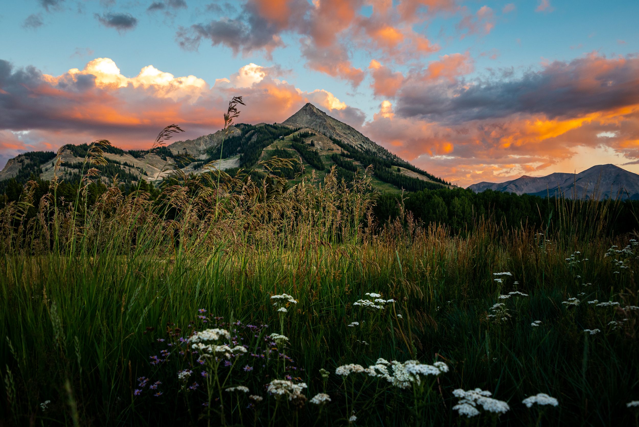 A pointy mountain peak