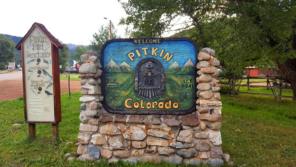 pitkin colorado population strange