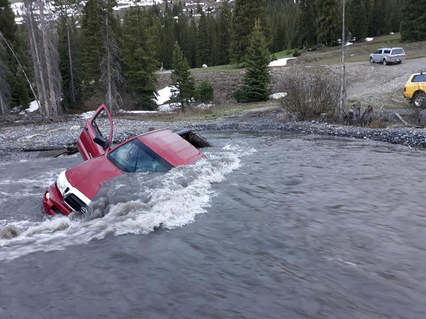 truck stuck in slate river crested butte colorado