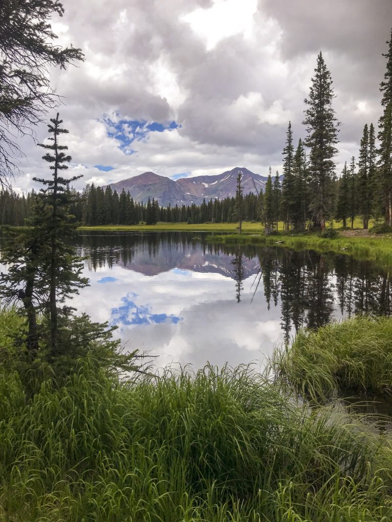 copley-lake-hiking-crested-butte-colorado
