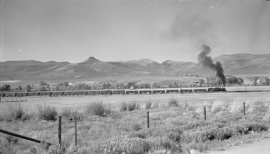 denver-and-rio-grande-railroad-iola