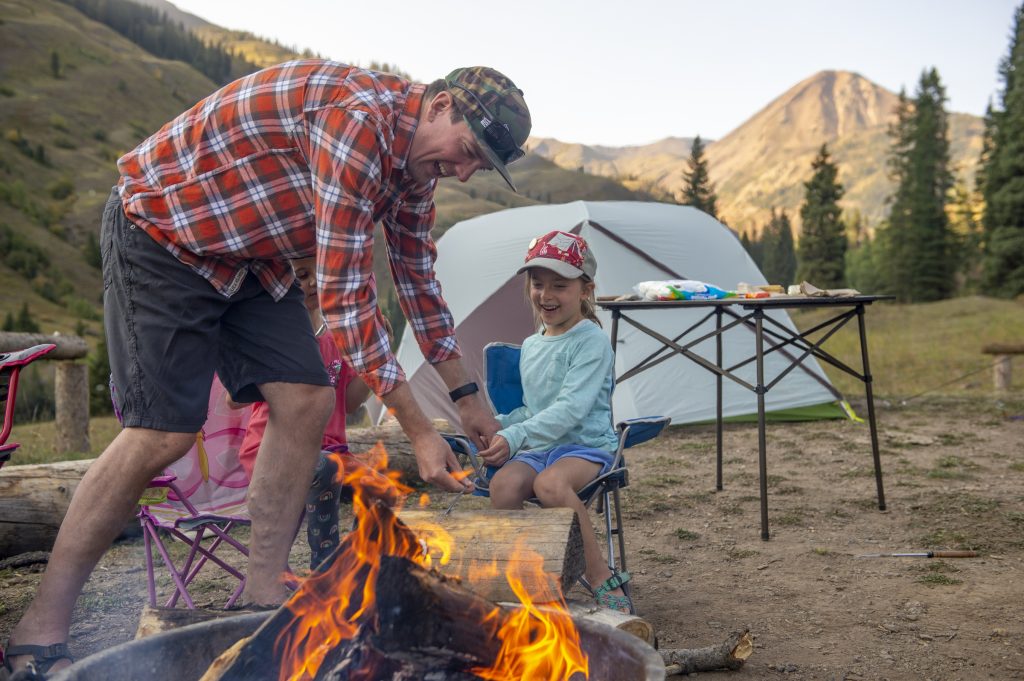 family-camping-crested-butte-colorado