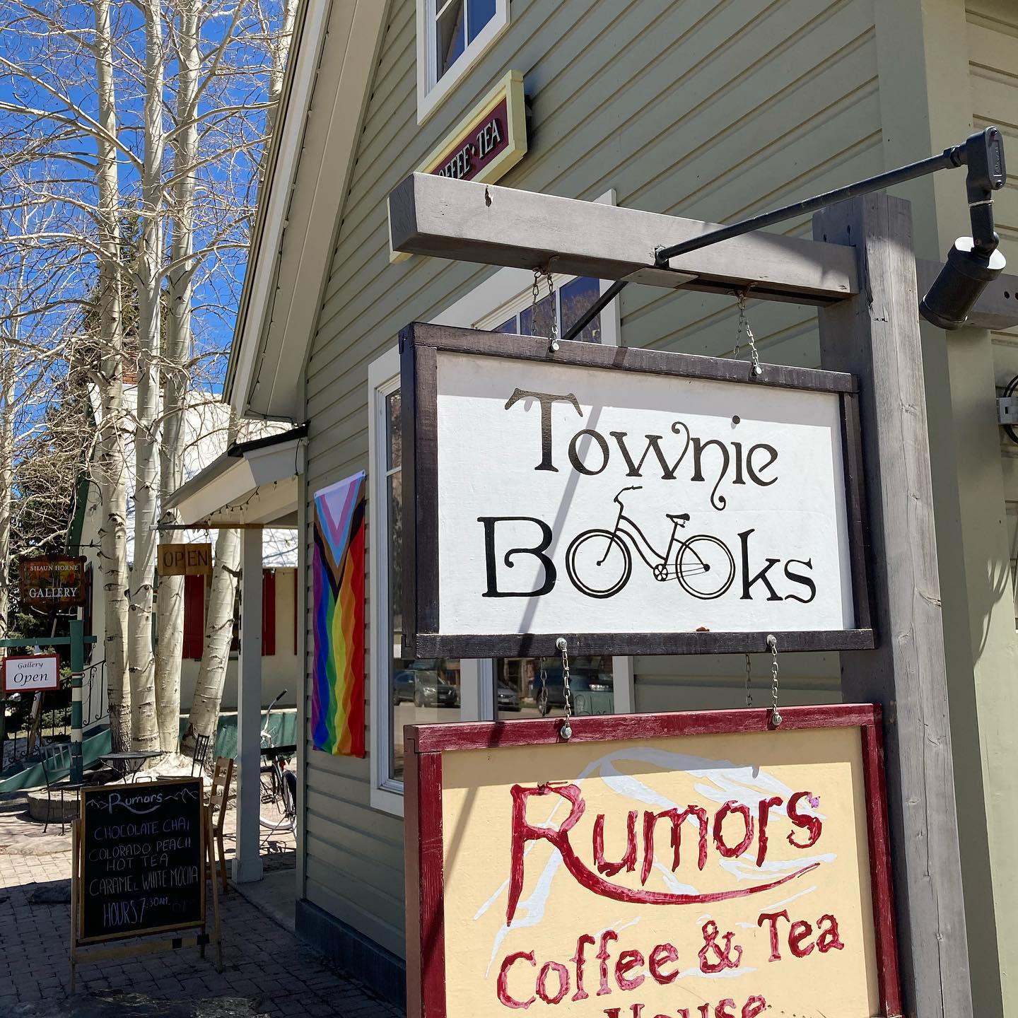 Peach Street Books